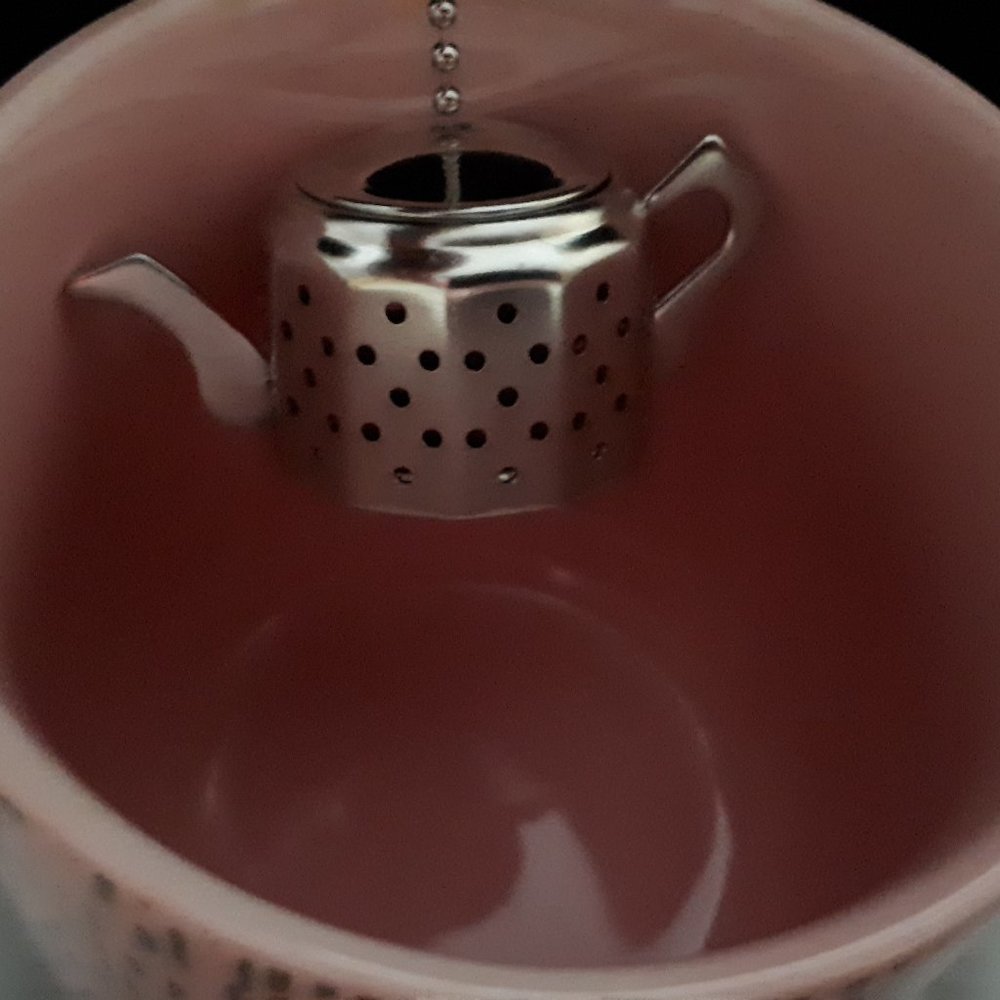 Falling Confetti Indigo Tea Set